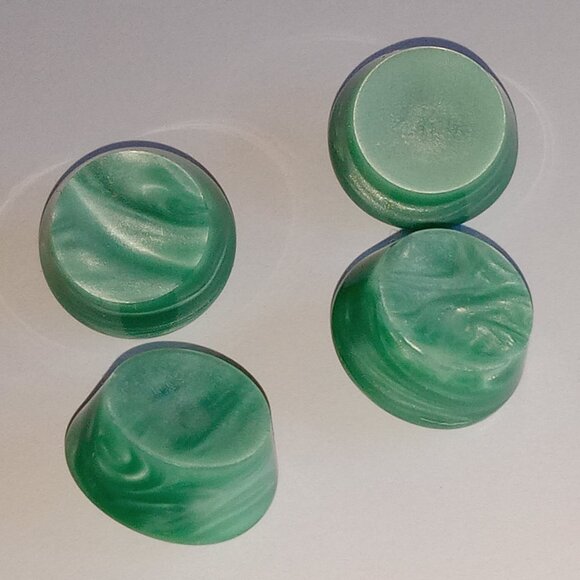 4 Vintage Rare Retro Sewing Buttons - Picture 5 of 14